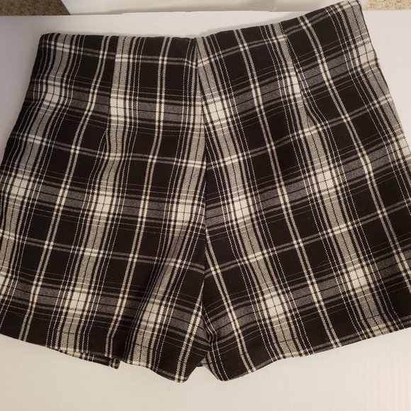 Plaid Skort - Picture 2 of 3